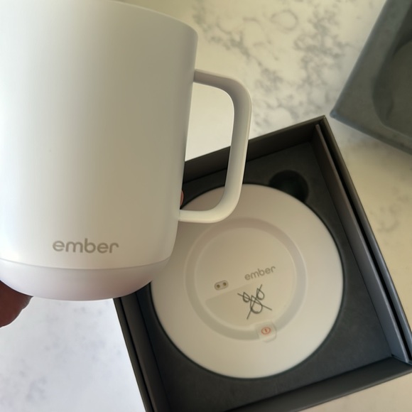 New in box. Ember Temperature Control Mug2 - Picture 2 of 3
